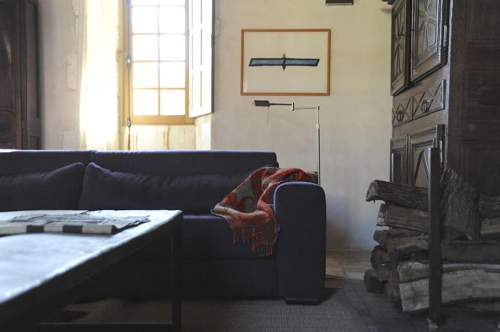 Chateau De Lerse Bed and Breakfast Perignac  Buitenkant foto